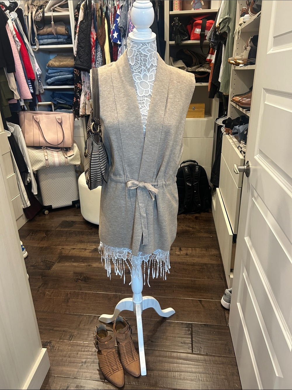 Beige knit vest sweater
